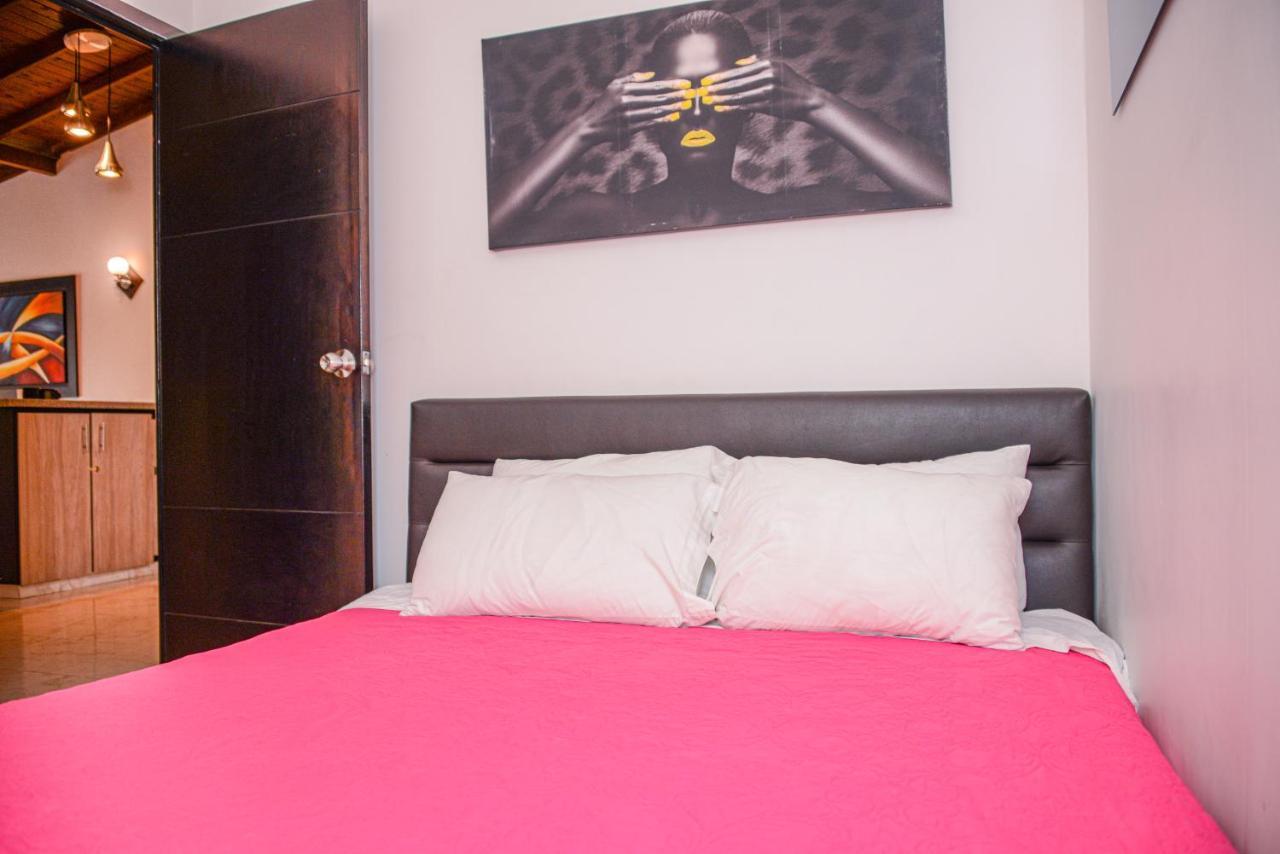Manilla House Apartment Medellin Bagian luar foto